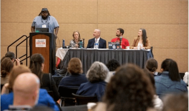   Image: Cuseum-facilitated panel discussion at AAM, Source: https://aam-us.org/  